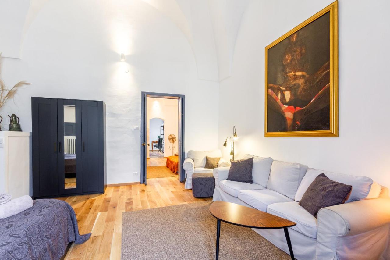 Lecce Center Charming Flat With Terrace Apartment ภายนอก รูปภาพ