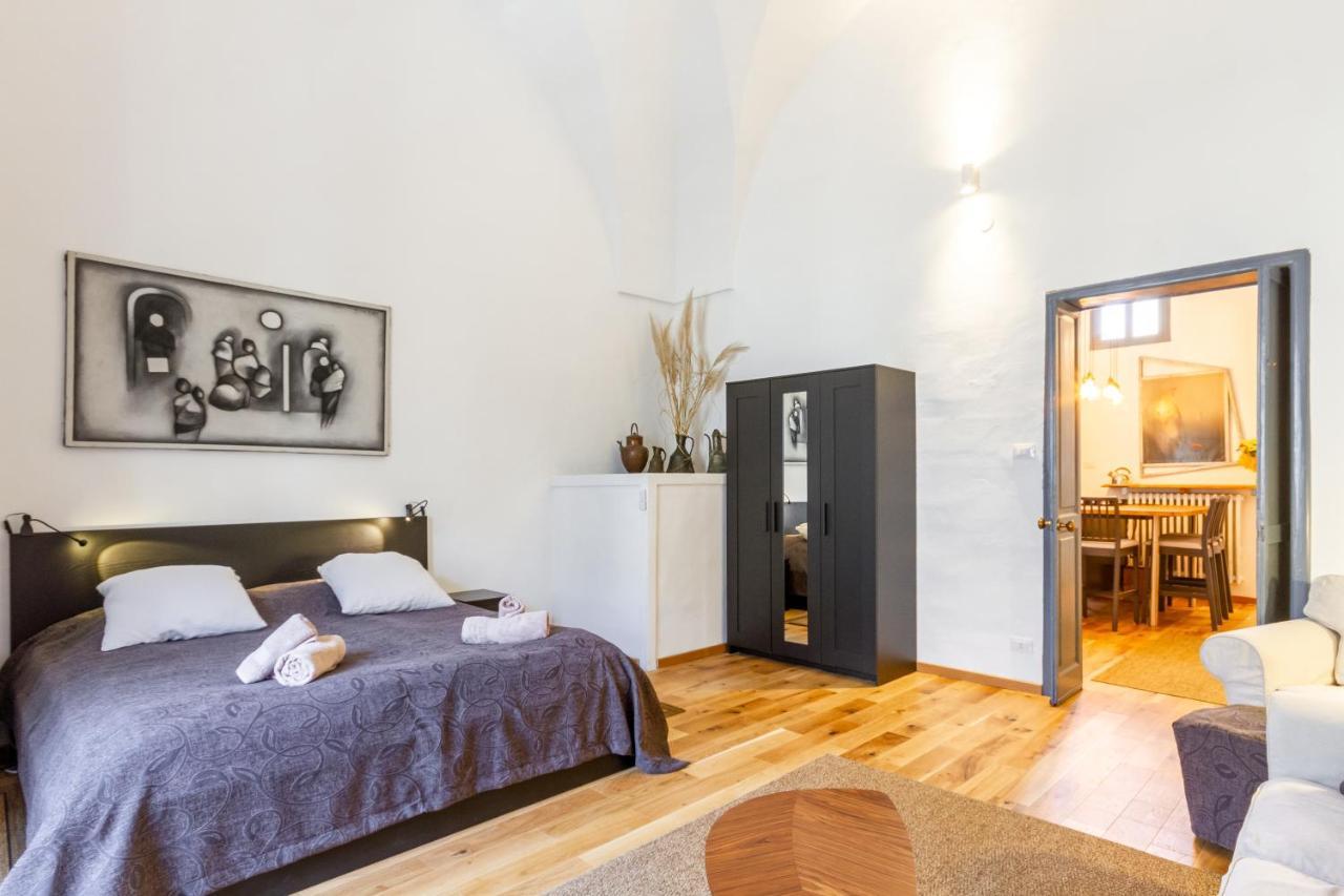 Lecce Center Charming Flat With Terrace Apartment ภายนอก รูปภาพ
